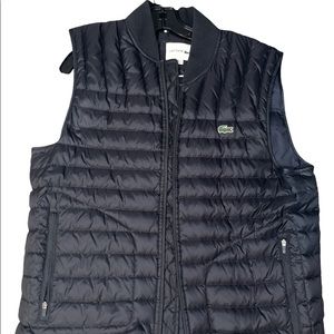 LACOSTE CONTRAST LINING QUILTED VEST BLACK